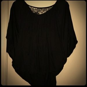 🧳 Cute Black Shirt for Going Out - Medium